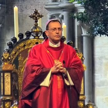 Erzbischof Gössl im Bamberger Dom