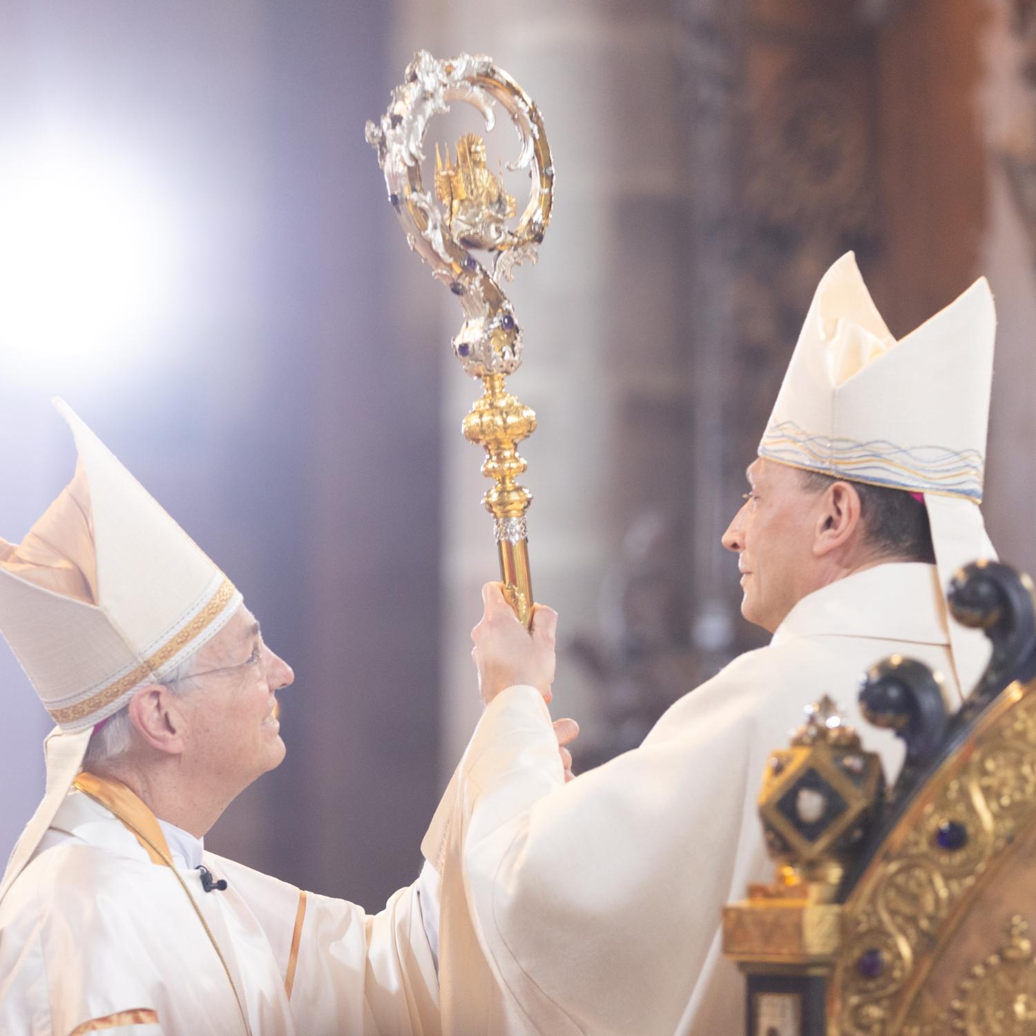 Neuer Erzbischof von Bamberg feierlich ins Amt eingeführt
