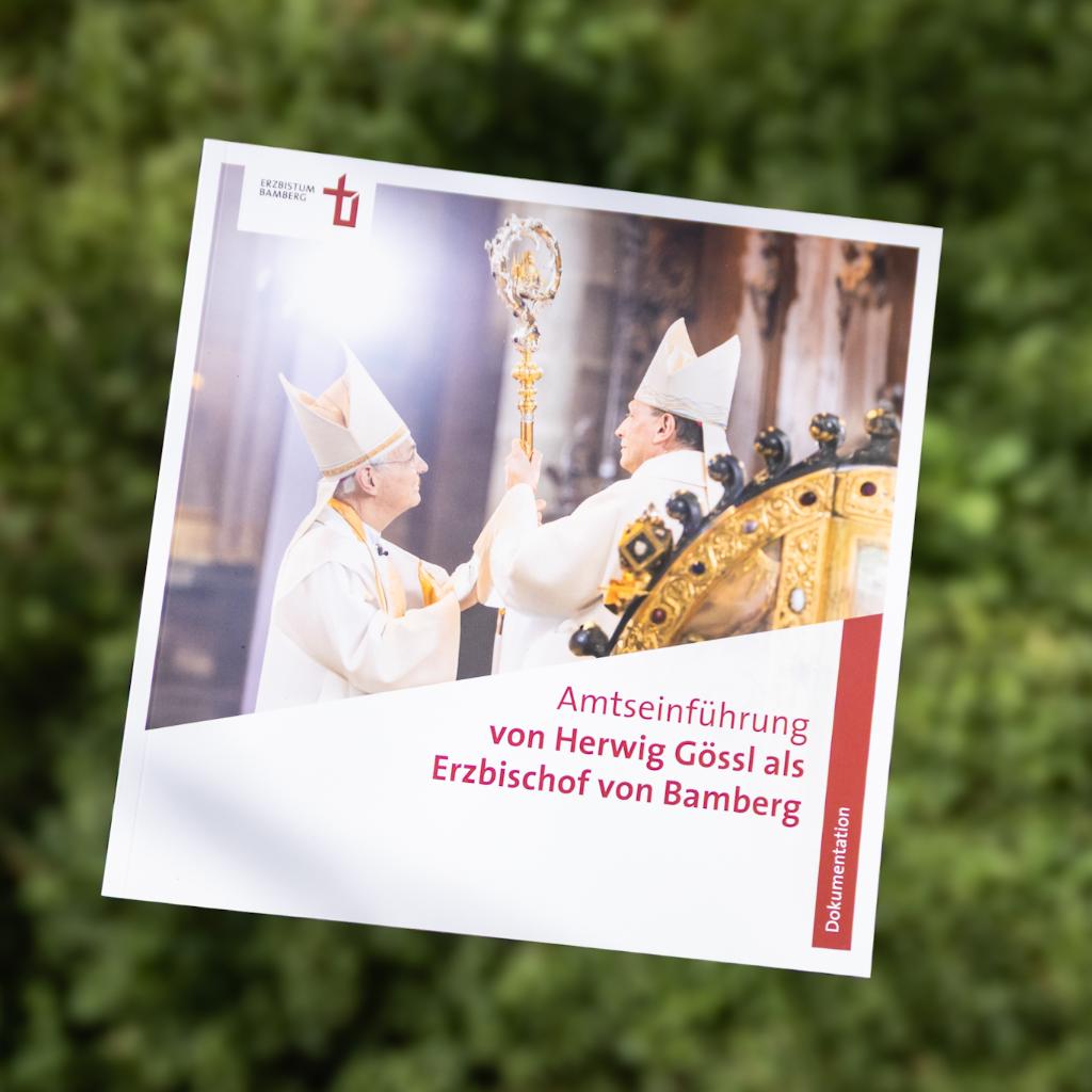 Buchdokumentation zur Amtseinführung von Erzbischof Herwig Gössl